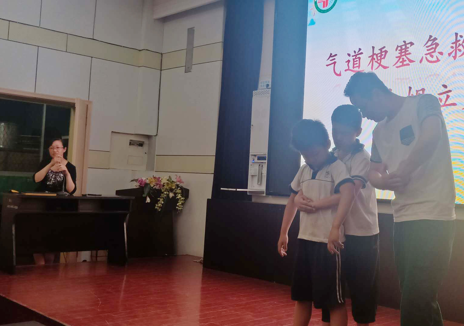图片5.jpg 图片5.jpg